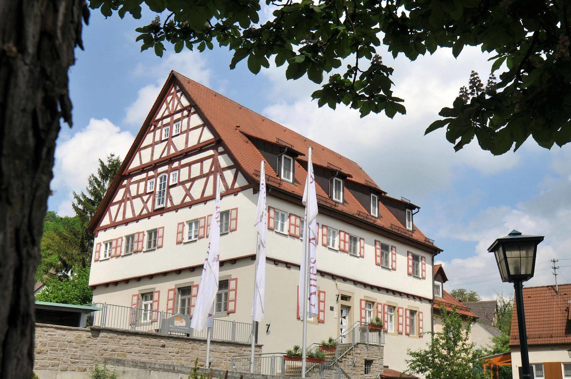 Отель Altes Amtshaus, 3 Mulfingen Экстерьер фото